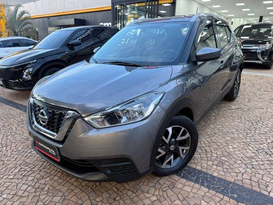 NISSAN KICKS 1.6 16V FLEXSTART S 4P XTRONIC NISSAN KICKS 1.6 16V FLEXSTART S 4P XTRONIC